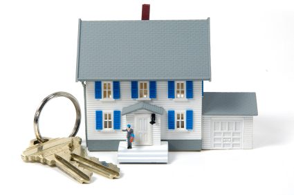 Bild på villa som visar vikten av att ha en bra hemförsäkring av sitt hus och hem.